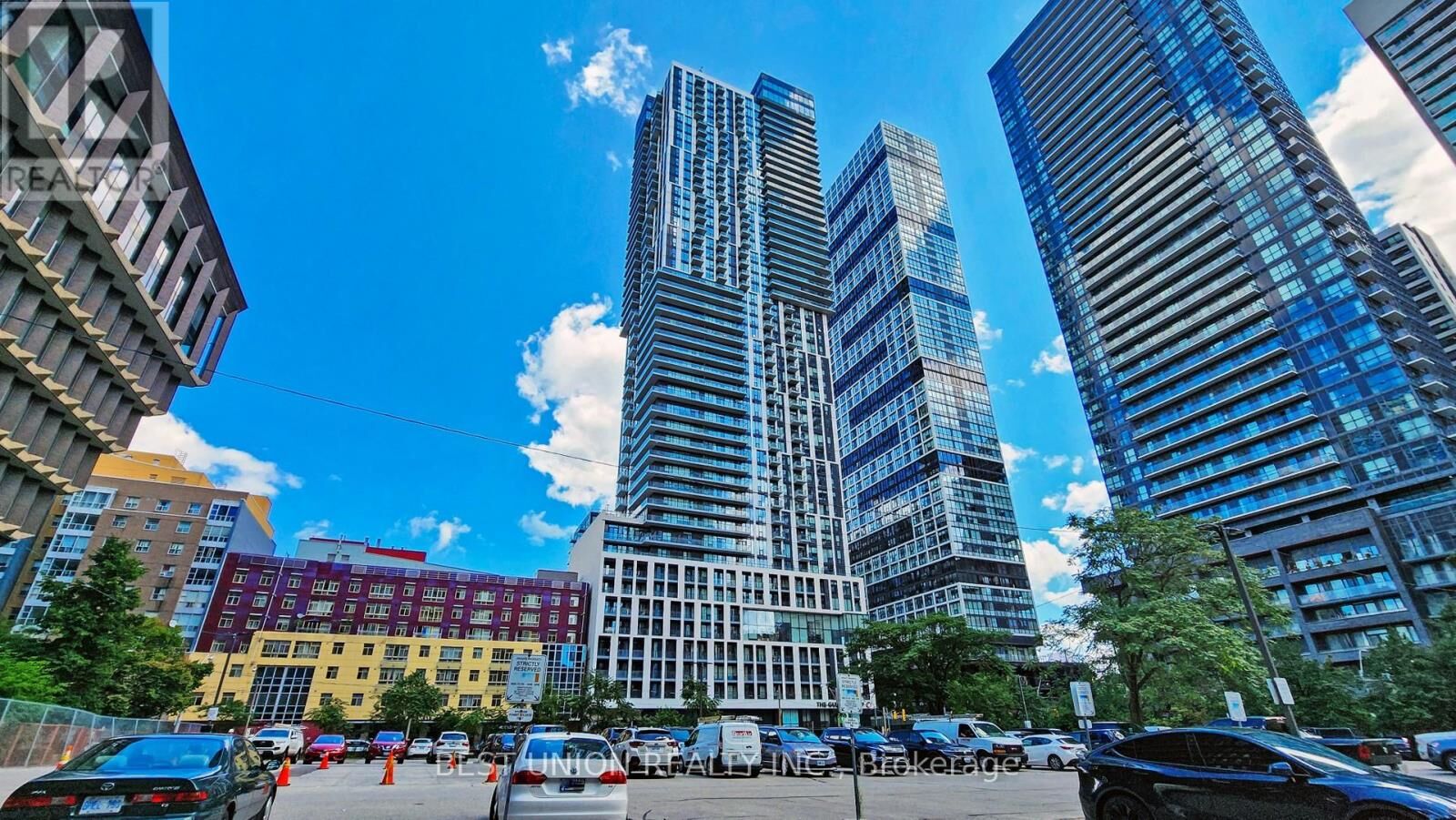 Property Photo:  251 Jarvis Street 1131  ON M5B 0C3 