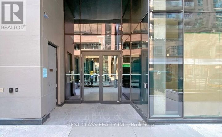 Property Photo:  25 Richmond Street East 1204  ON M5C 1N7 