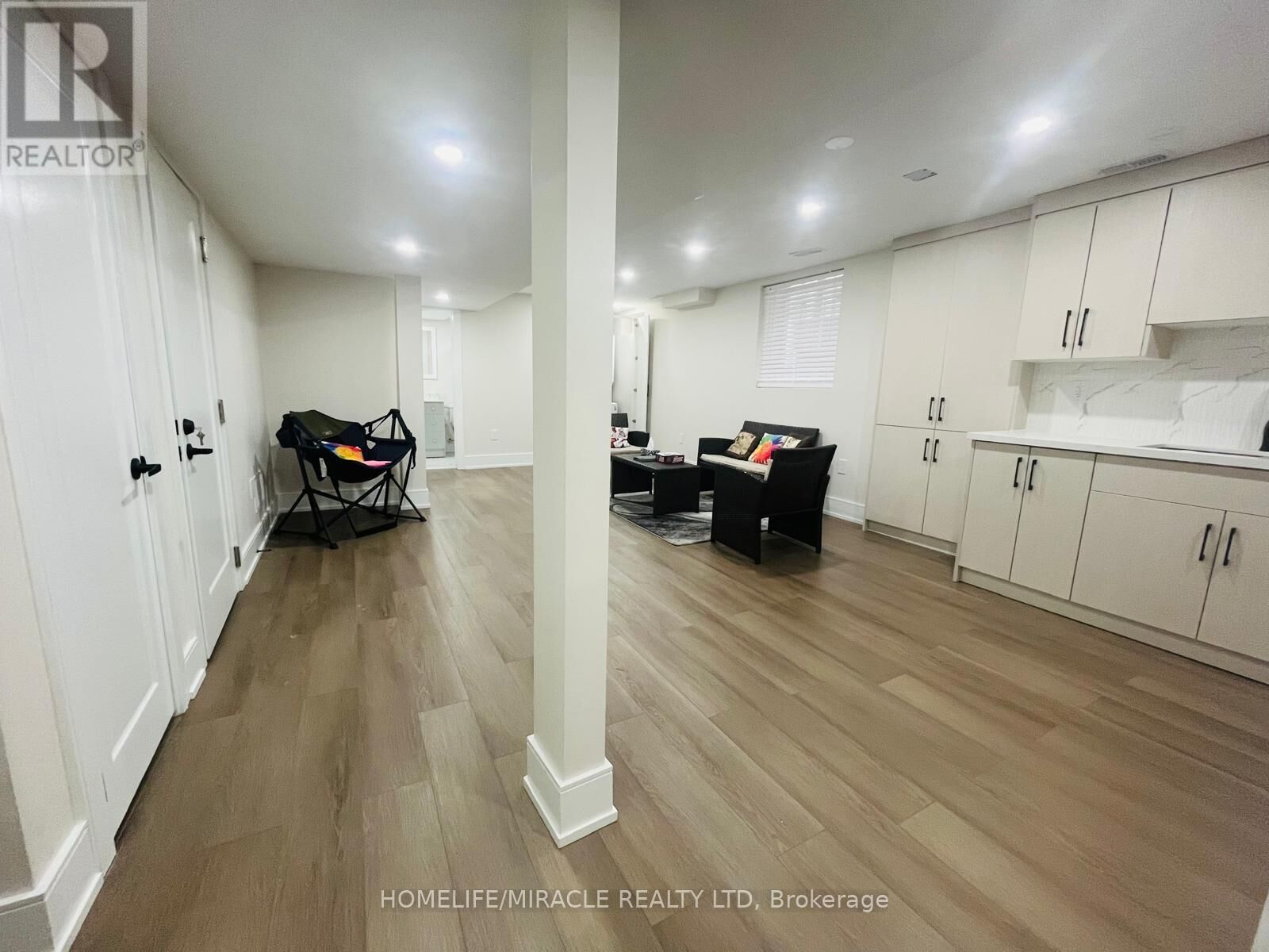 Property Photo:  28 Fishlock Street  ON L1Z 1G3 