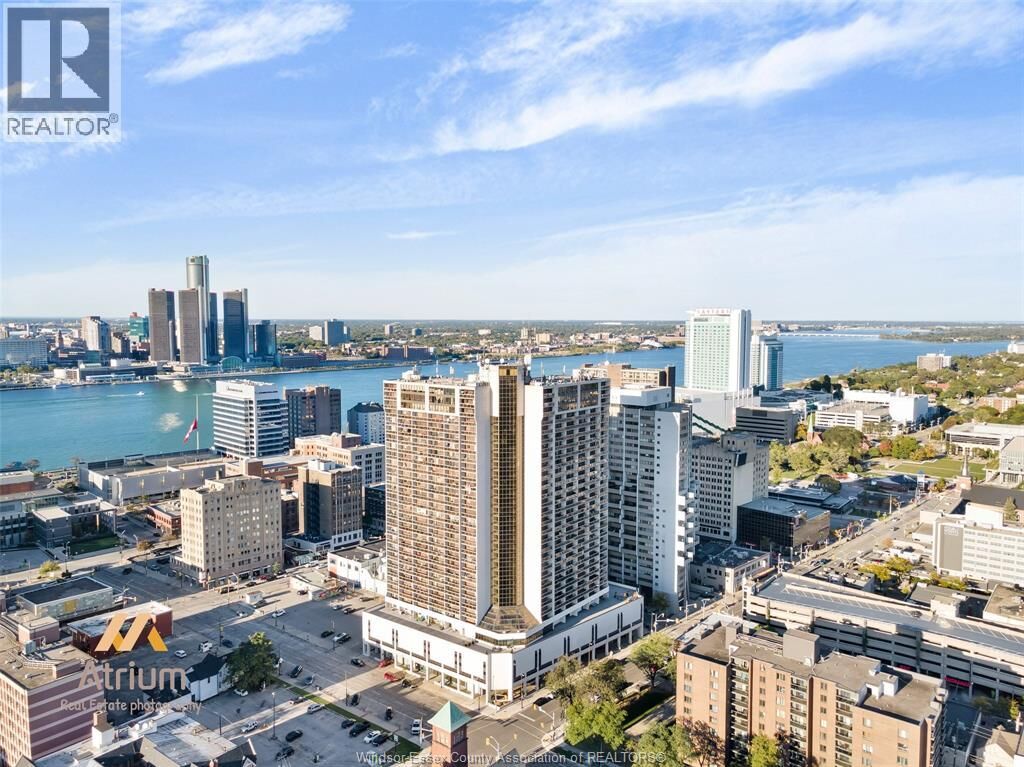 Property Photo:  150 Park Street West 1802  ON N9A 7A2 