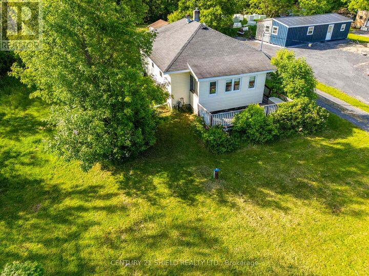 Property Photo: 16587 South County 36 Road ON K0C 1P0