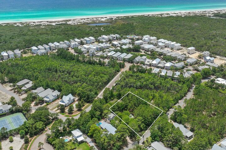Property Photo:  69 Austinwood Lane  FL 32459 