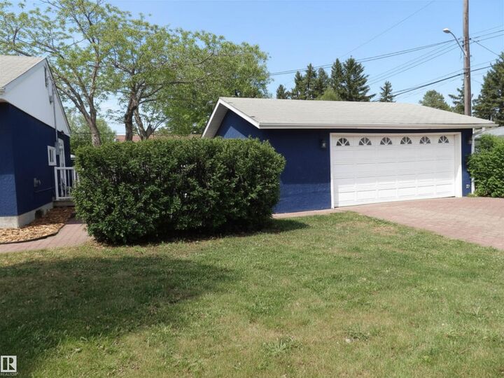 Property Photo: 13208 130th Avenue NW AB T5L 3L7