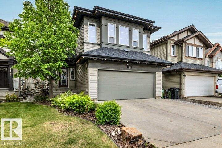 Property Photo:  1107 Chahley Crest NW  AB T6M 0K5 