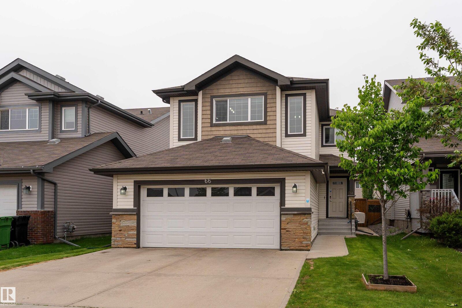 Property Photo:  66 Navajo Lane  AB T8L 0K6 