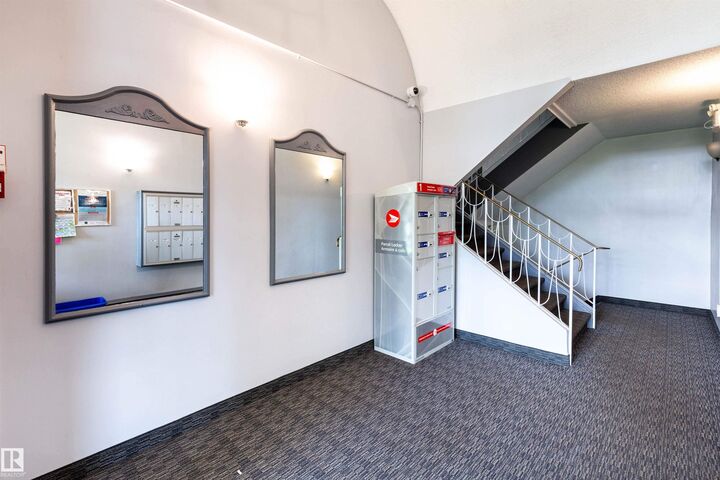 Property Photo: 10740 105 Street NW 202 AB T5H 2X2