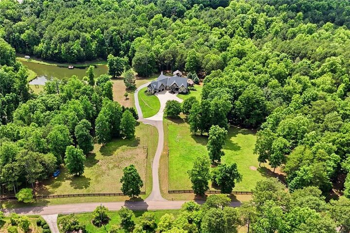 Property Photo:  457 Arlington Way  GA 30114 