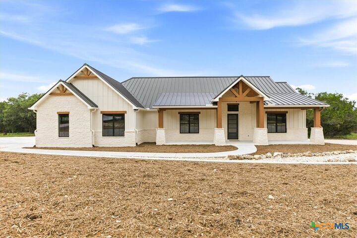 Property Photo:  1744 Crossbow Drive  TX 78133 