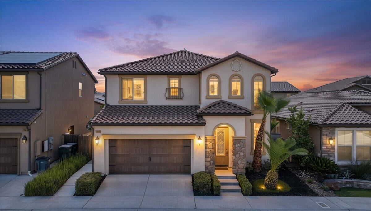 Property Photo:  11642 N Bella Vita Avenue  CA 93730 