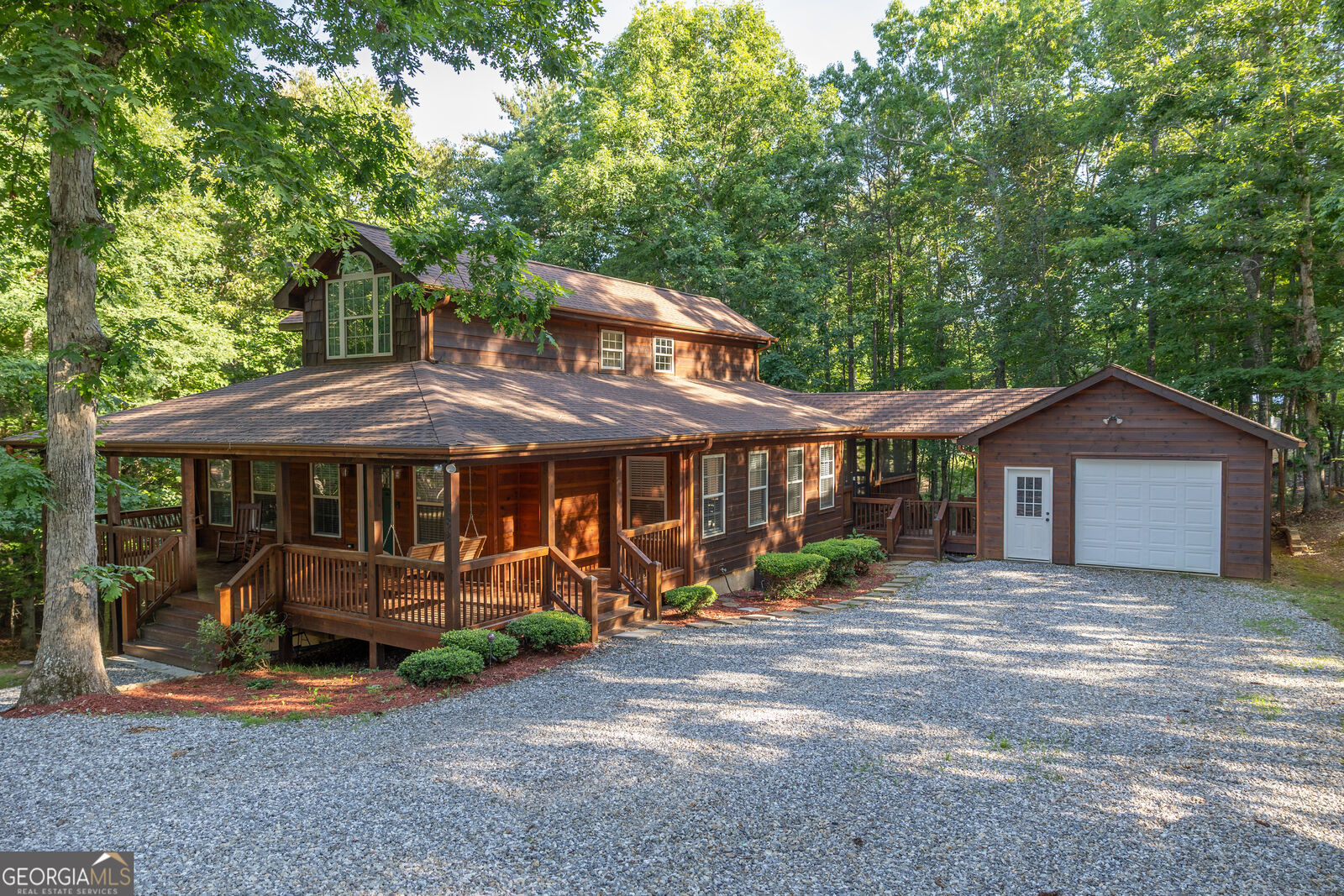 Property Photo:  182 Oak Hills Drive  GA 30560 