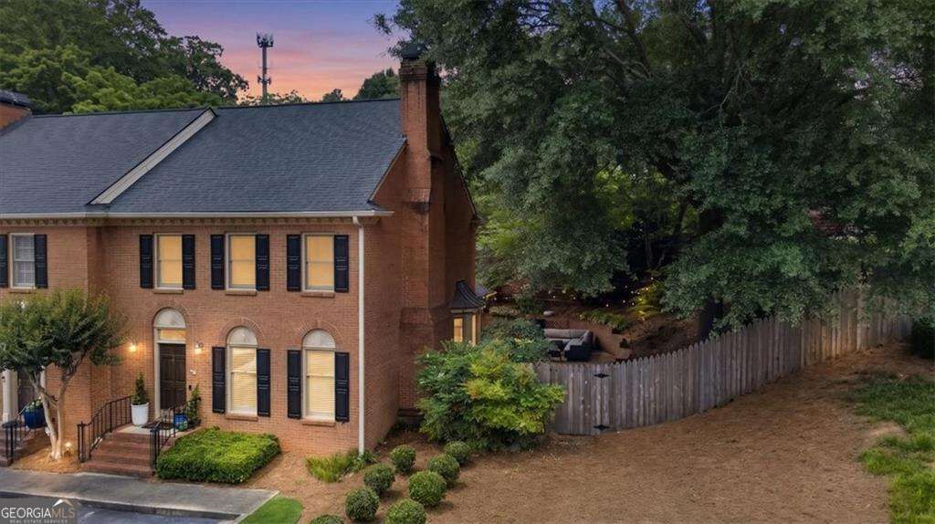 Property Photo:  272 Windsor Parkway NE  GA 30342 