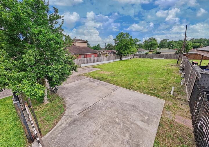 Property Photo:  2819 Hitchcock Street  TX 77093 