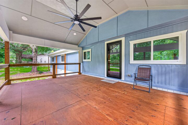Property Photo:  127 Pine Wood Dr  TX 75862 