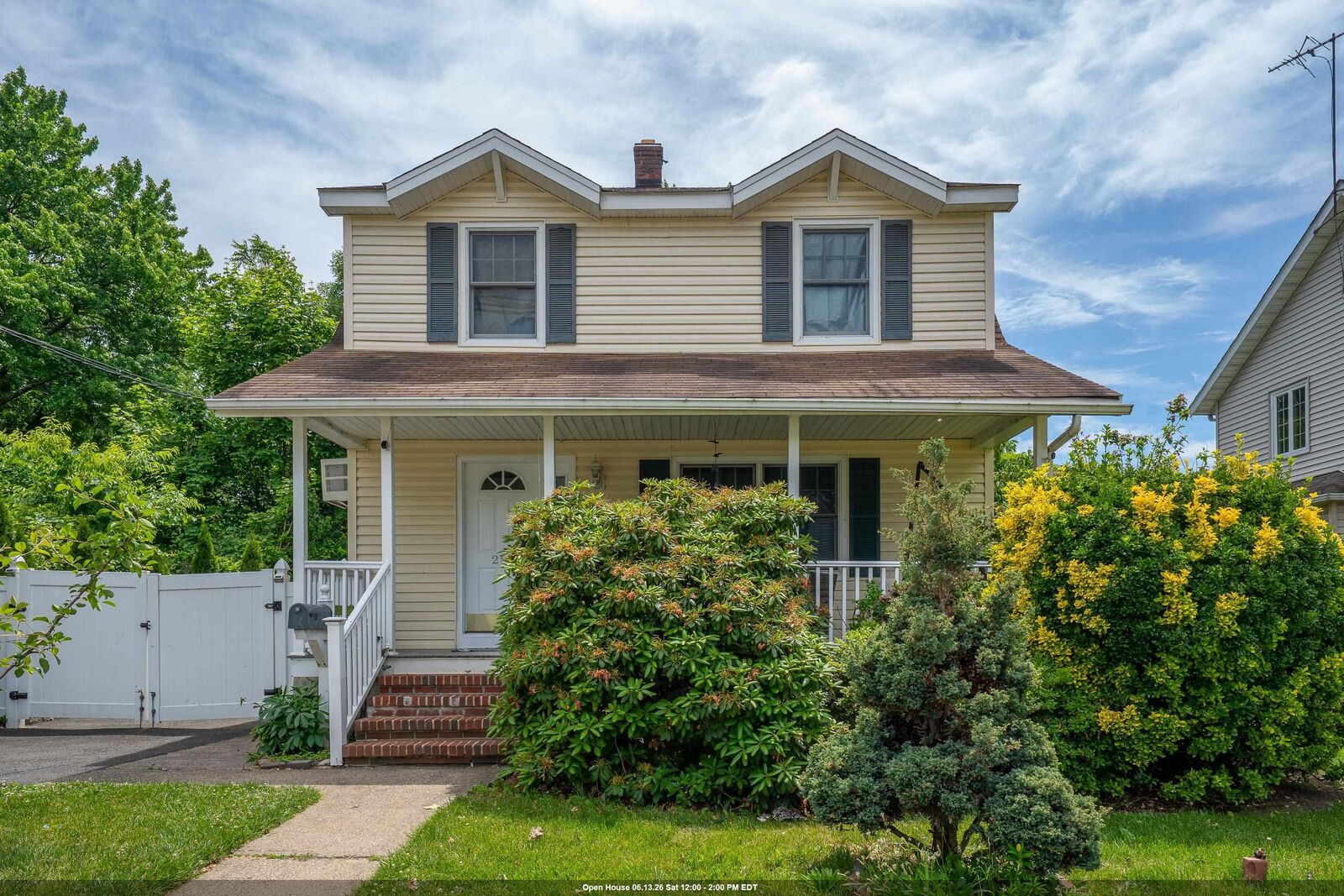 Property Photo:  256 Fycke Lane  NJ 07666 