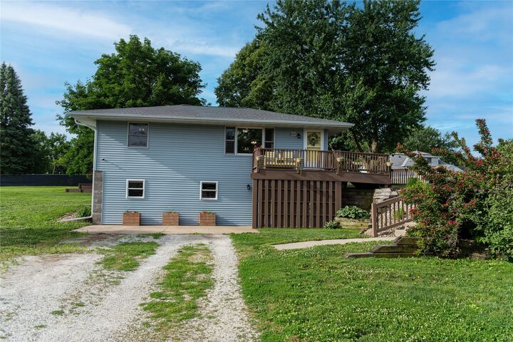 Property Photo: 501 E Washington Street IA 50170