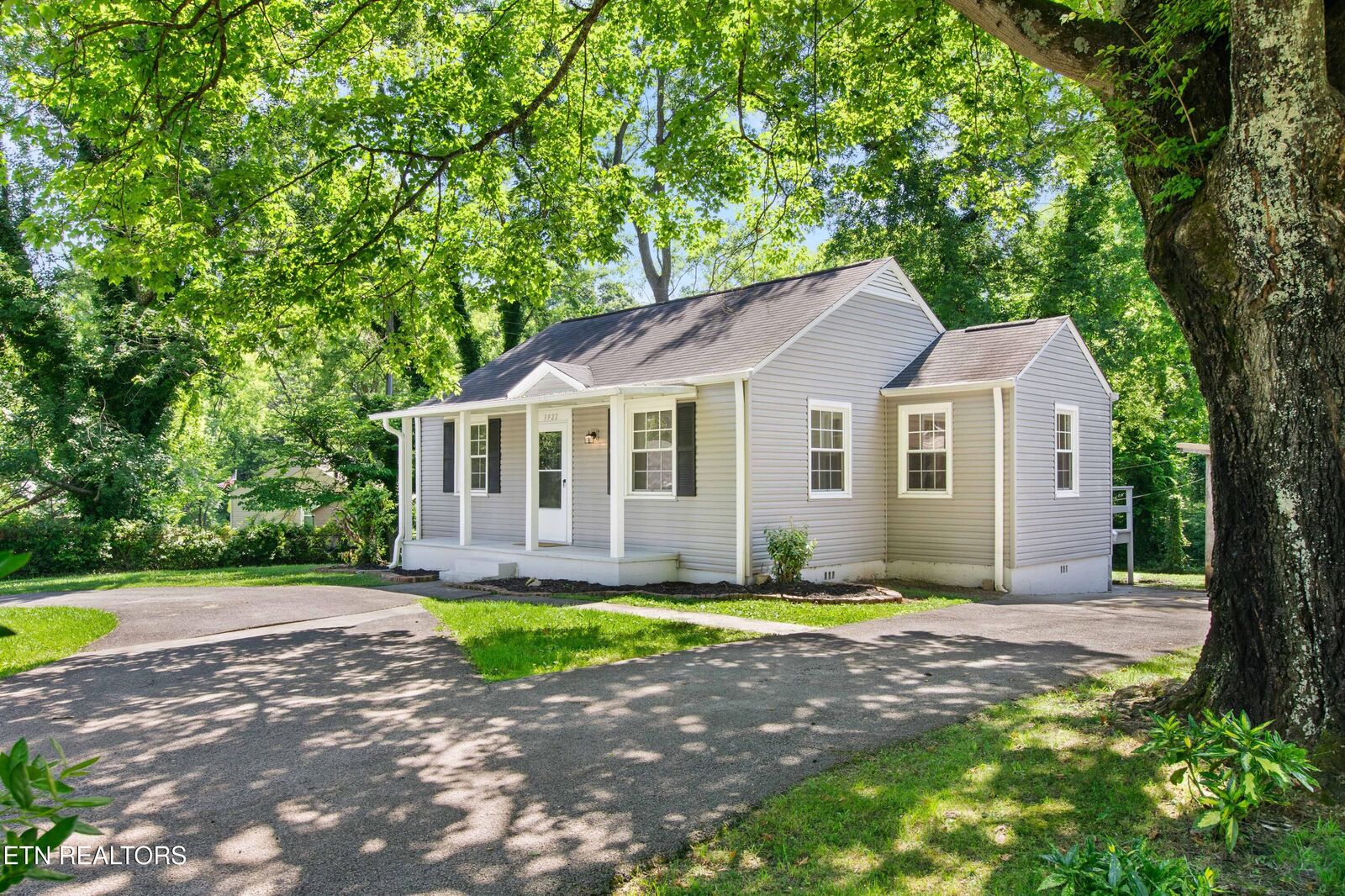 Property Photo:  3922 Briargate Ave  TN 37919 