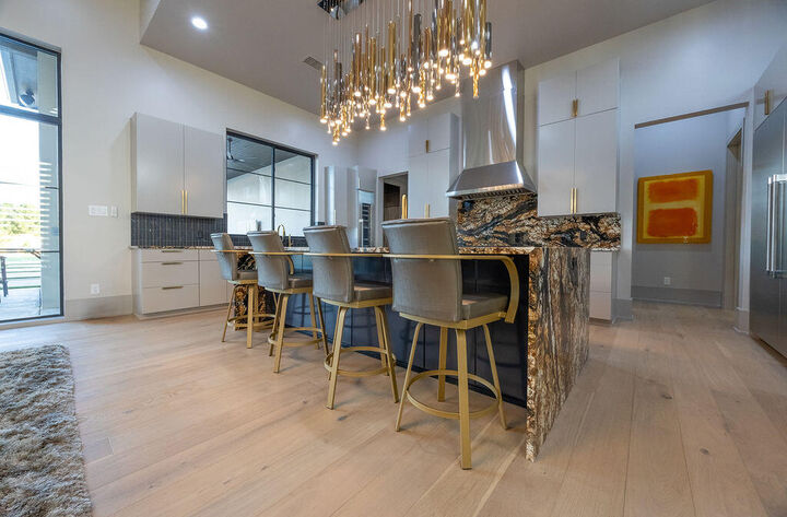 Property Photo:  14914 Miami Avenue Bldg 10  TX 79423 