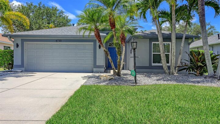 Property Photo: 6730 W Country Club Lane FL 34243