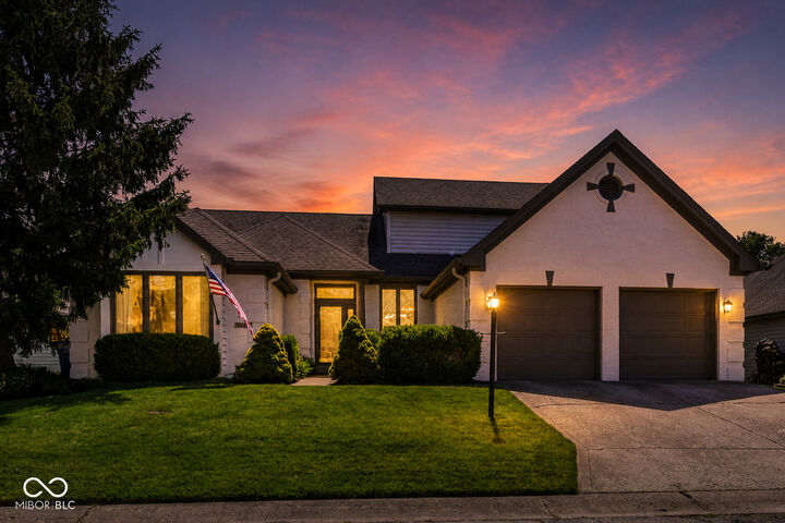 Property Photo: 7040 Koldyke Place IN 46038