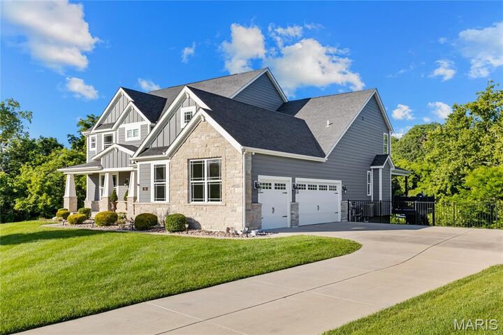 Property Photo:  216 Westleigh Court  MO 63385 