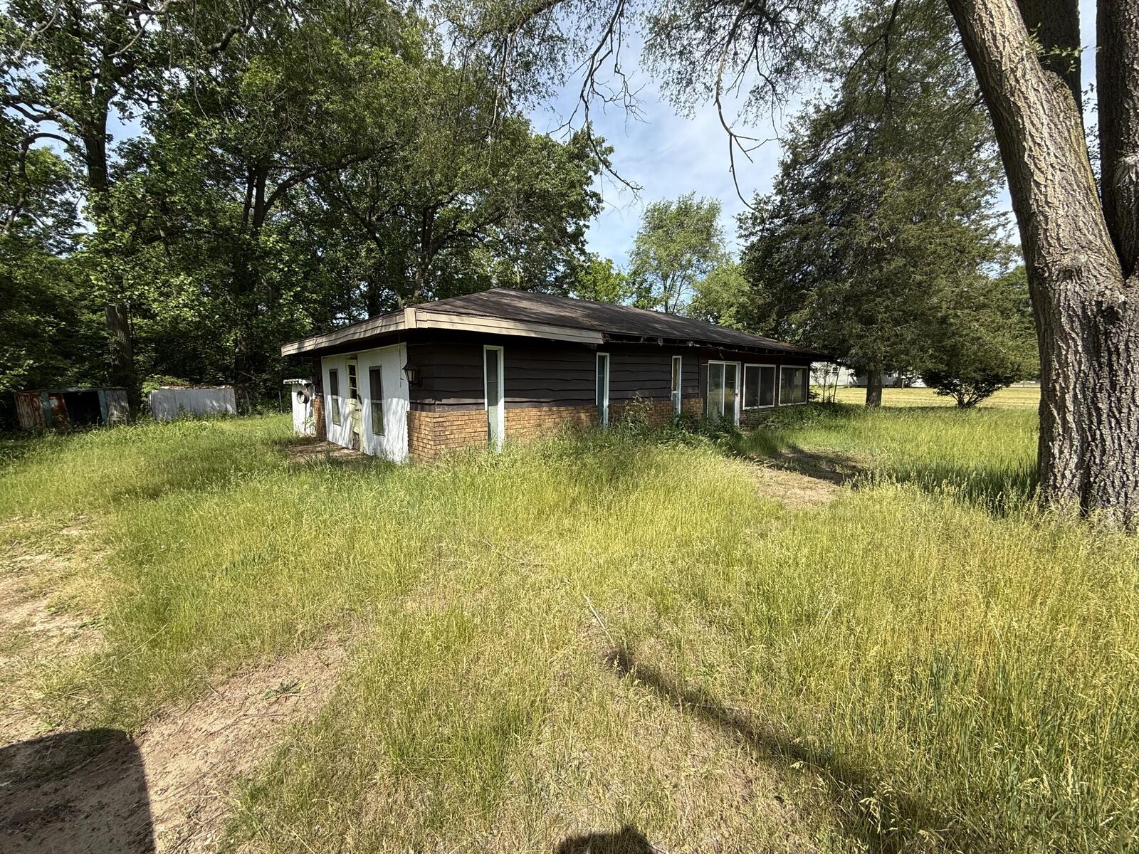Property Photo:  552 19th Street  MI 49078 