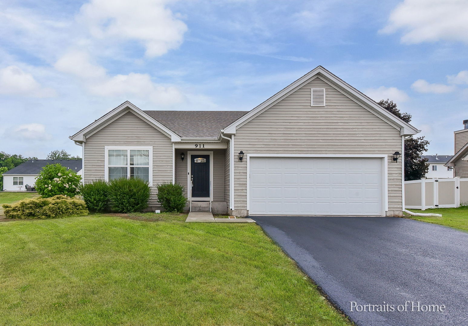 Property Photo:  911 Appaloosa Trail  IL 60545 
