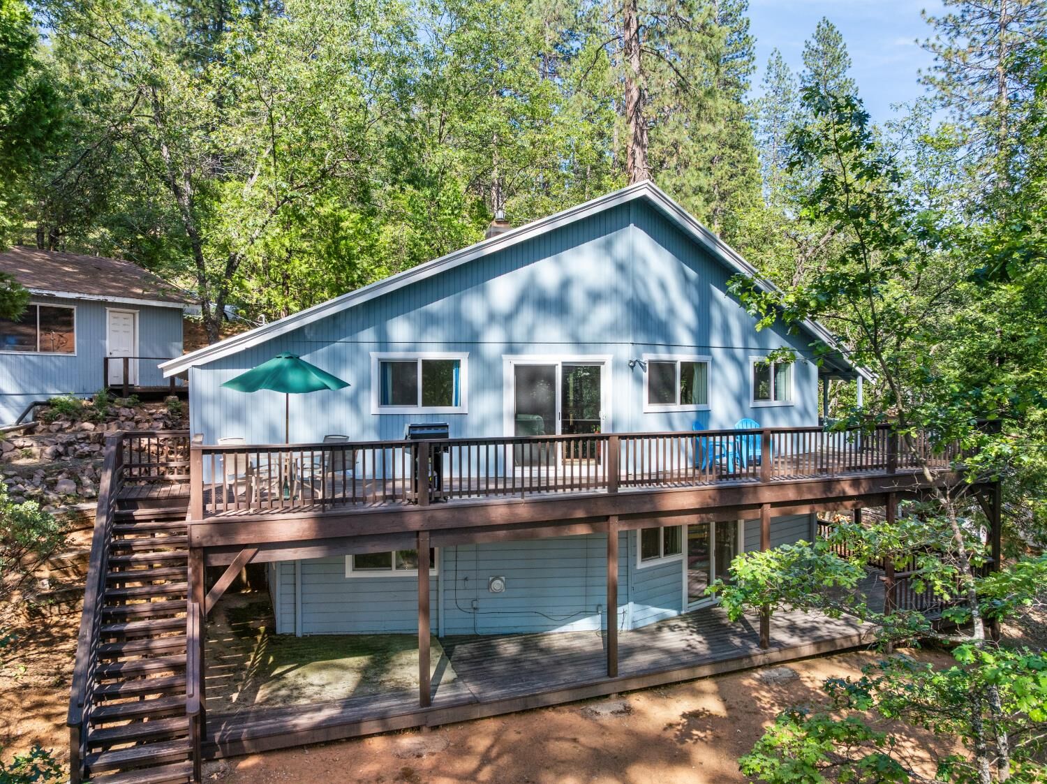 Property Photo:  1802 Tamarack Drive  CA 95223 