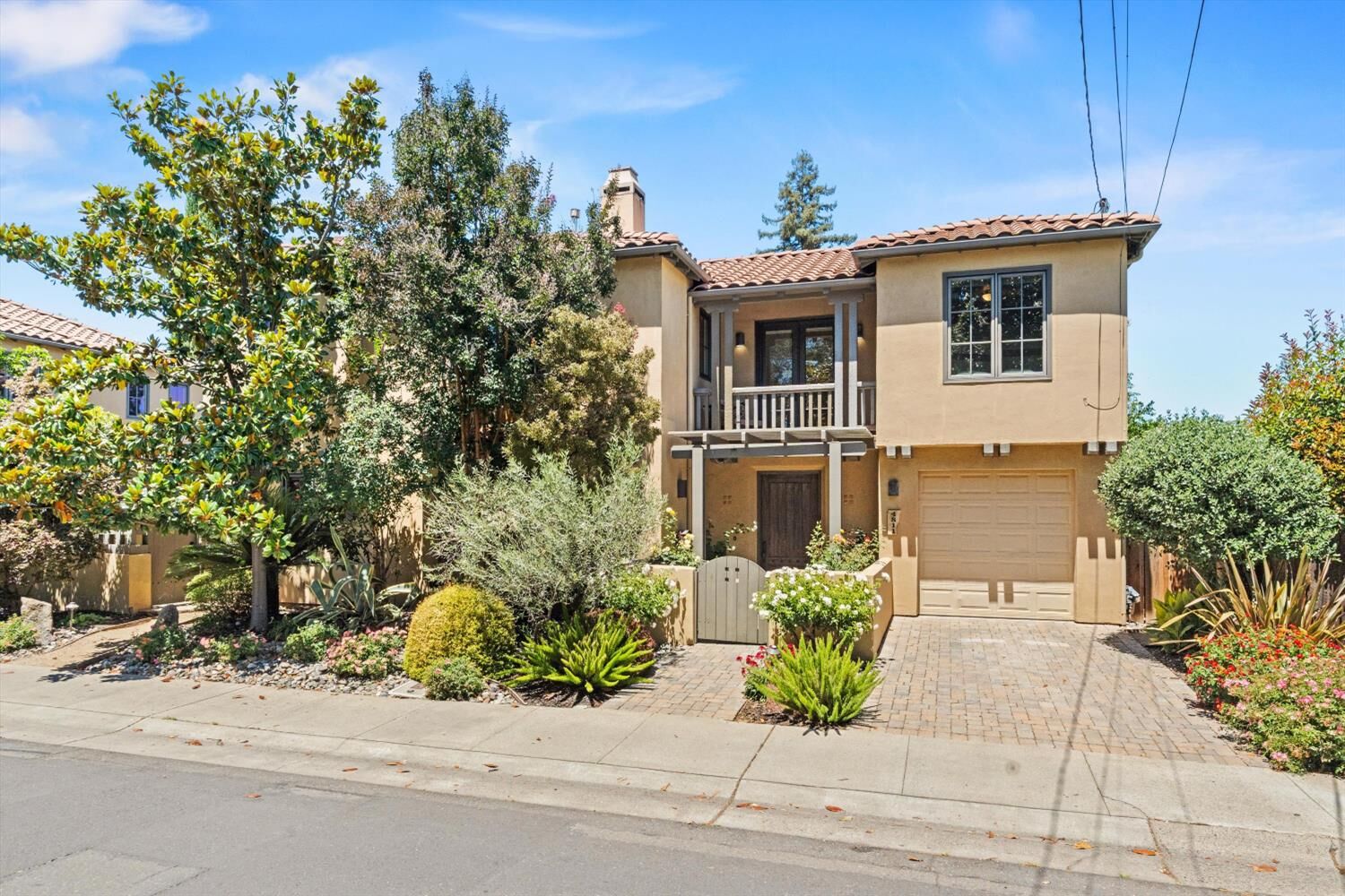 Property Photo:  4811 M Street  CA 95819 