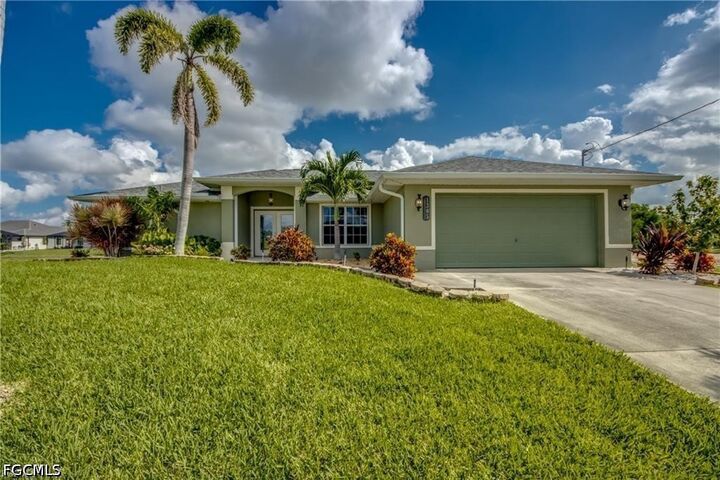 Property Photo: 1305 SW 24th Street FL 33991