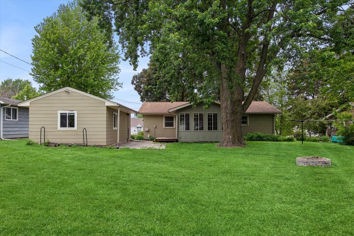 Property Photo: 833 9th Avenue SW MN 55021