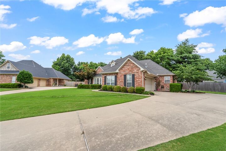 Property Photo: 4294 Kingsbury Cove AR 72762