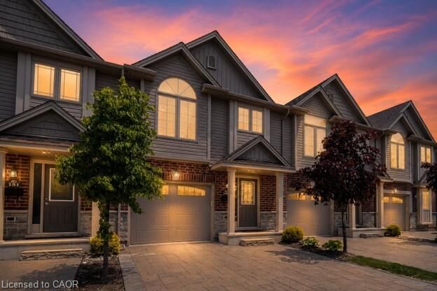Photo de la propriété:  1061 Eagletrace Drive 149  ON N6G 0T3 