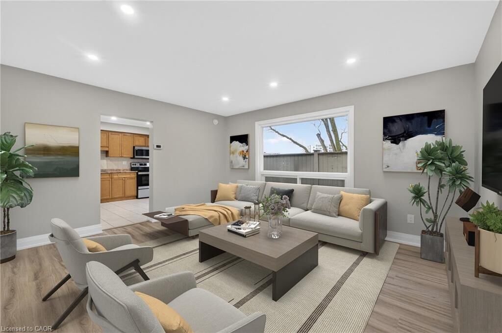 Property Photo:  65 Woodman Drive S  ON L8K 4E2 