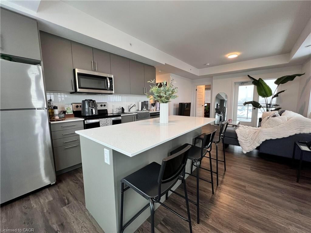 Property Photo:  26 Lowes Road W 614  ON N1G 4X2 