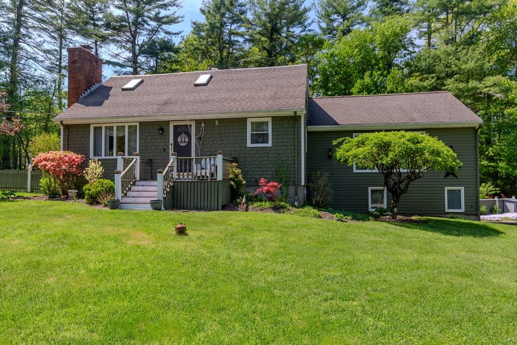 Property Photo:  6 Wing Avenue  MA 02702 