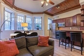Property Photo:  250 Commonwealth Ave 22  MA 02116 