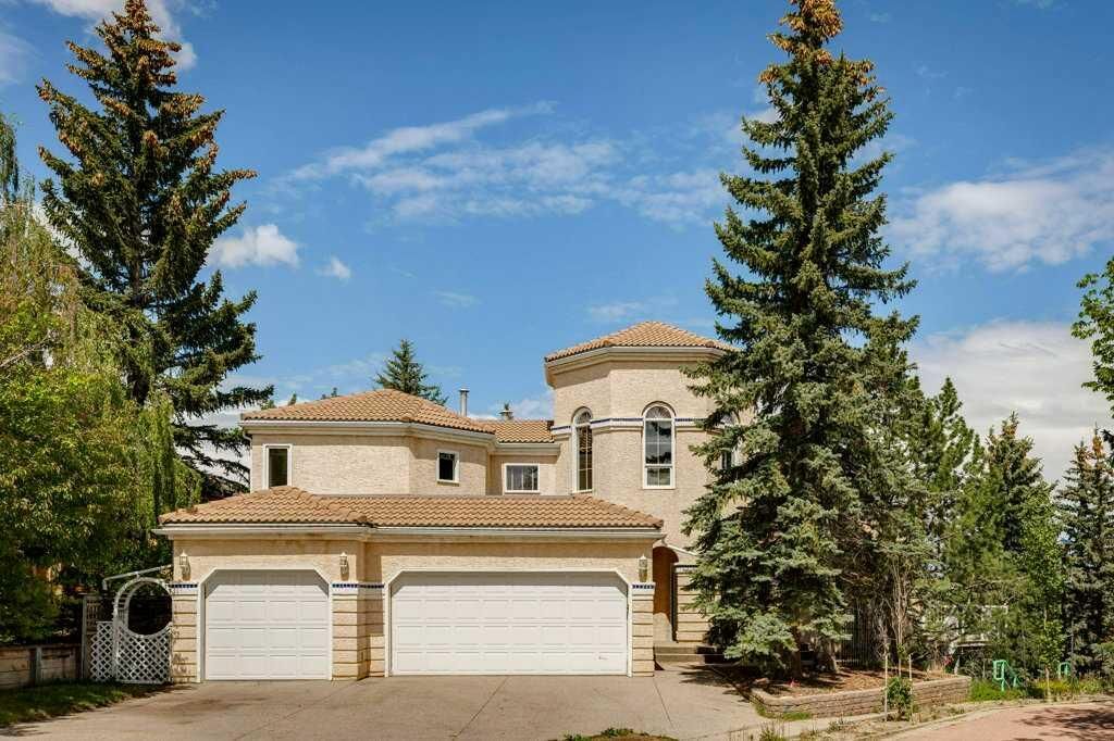Property Photo:  20 Patterson Mews SW  AB T3H 2C7 