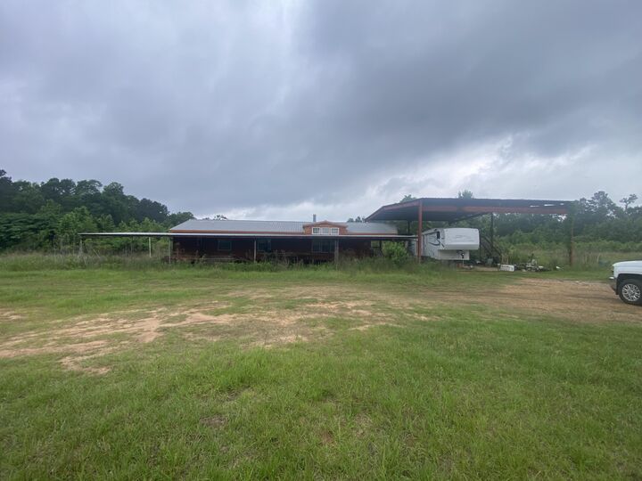 Property Photo:  246 I Maddox  LA 70656 