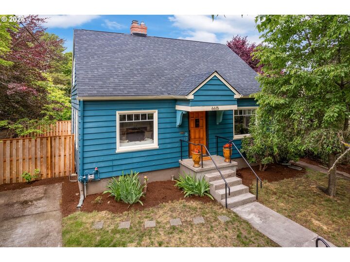 Property Photo:  6615 N Curtis Ave  OR 97217 