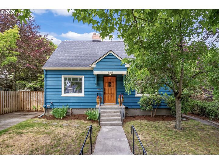 Property Photo: 6615 N Curtis Ave OR 97217