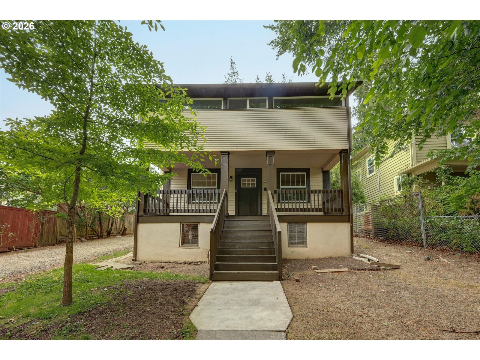 Property Photo: 1827 SE Oak St OR 97214