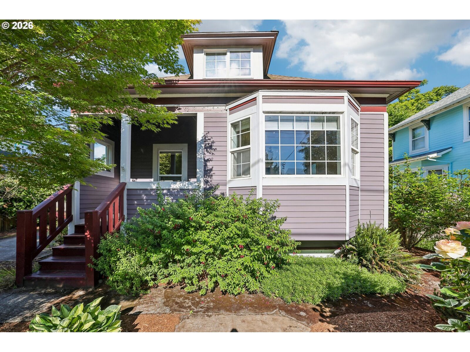 Property Photo: 5325 N Montana Ave OR 97217