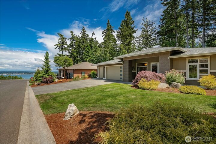 Property Photo: 5427 Wood Duck Loop WA 98230