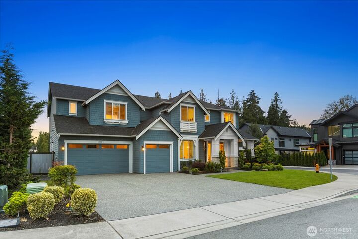 Property Photo: 3004 230th Place SE WA 98021