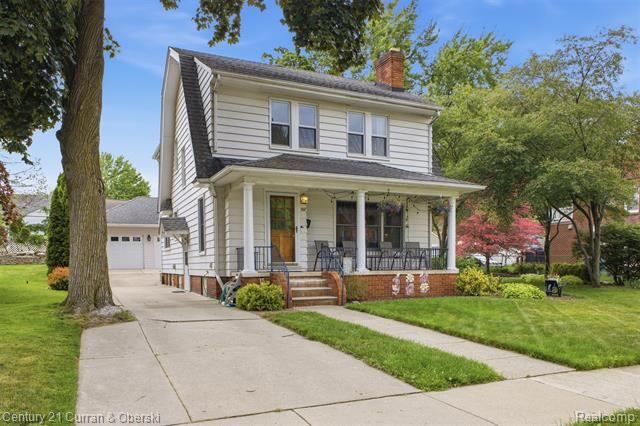 Property Photo: 307 Tannahill Street MI 48124