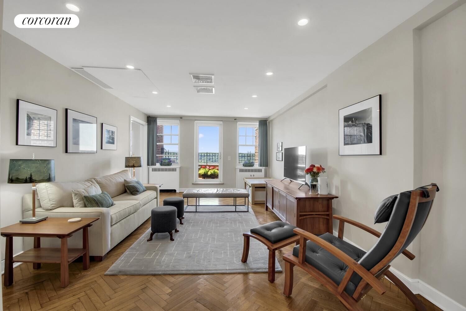 Property Photo:  140 Cabrini Boulevard 139  NY 10033 