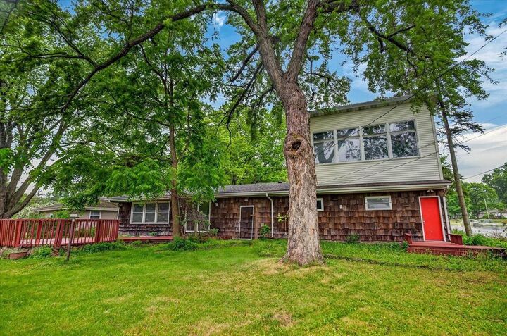 Property Photo:  2001 Rae Lane  WI 53711 