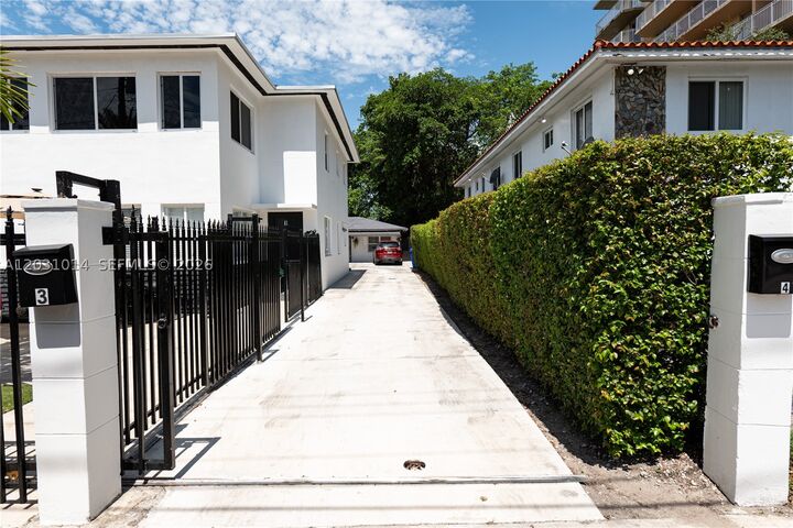 Property Photo: 2240 SW 16th Ct U FL 33145