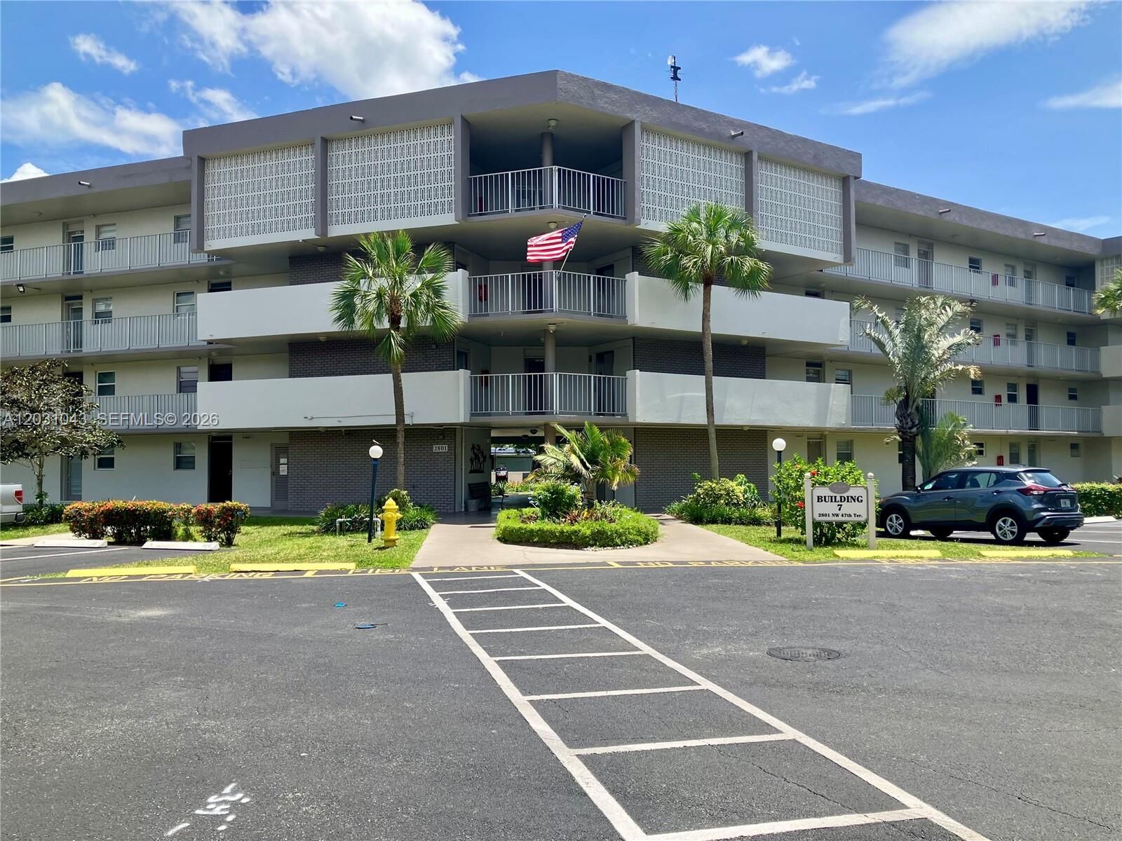 Property Photo: 2801 NW 47th Ter 403B FL 33313