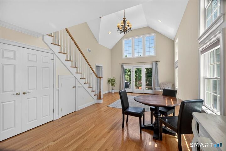 Property Photo:  10 Mirror Pond Road 10  CT 06469 